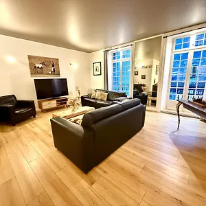 Apartment Duplex'po, Dinan